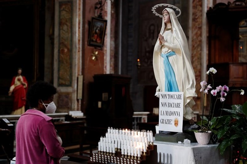 ΙΤΑΛΙΑ ΚΟΡΟΝΟϊΟΣ