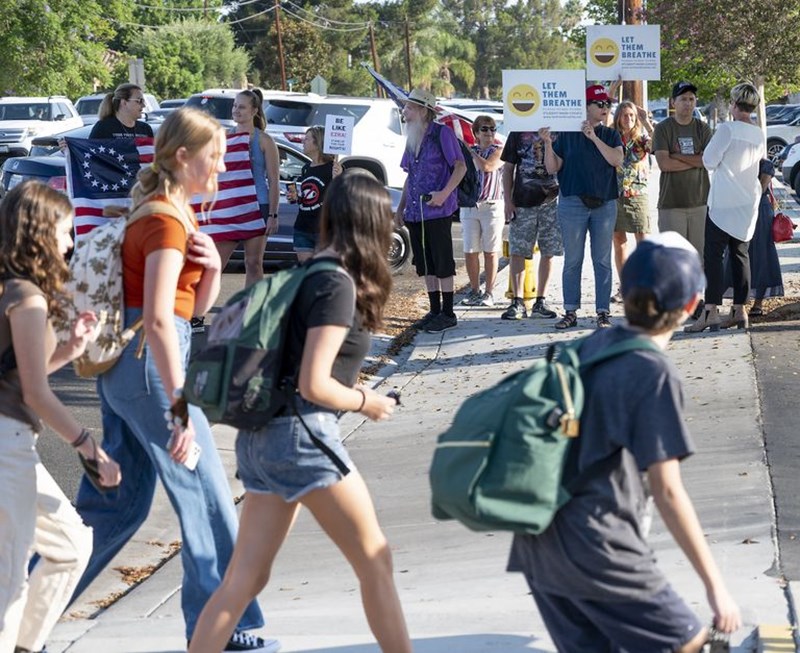 CHILDREN GOING BACK TO SCHOOL