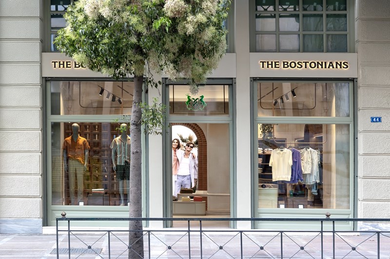 Η The Bostonians ανοίγει  το νέο της Flagship στο Μέγαρο Αρσακείου