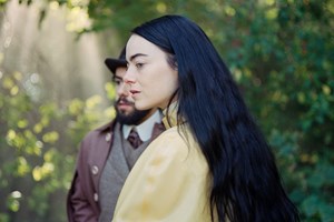 Lily Gladstone, η αντίπαλος της Emma Stone στα φετινά Oscars - εικόνα 1