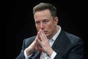 Ο Elon Musk τσακώνεται τώρα και με τον πρωθυπουργό της Ιρλανδίας - εικόνα 1