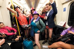 Ανέπαφες πληρωμές με κάρτα σε μετρό, τραμ, λεωφορεία και τρόλεϊ από σήμερα - εικόνα 3