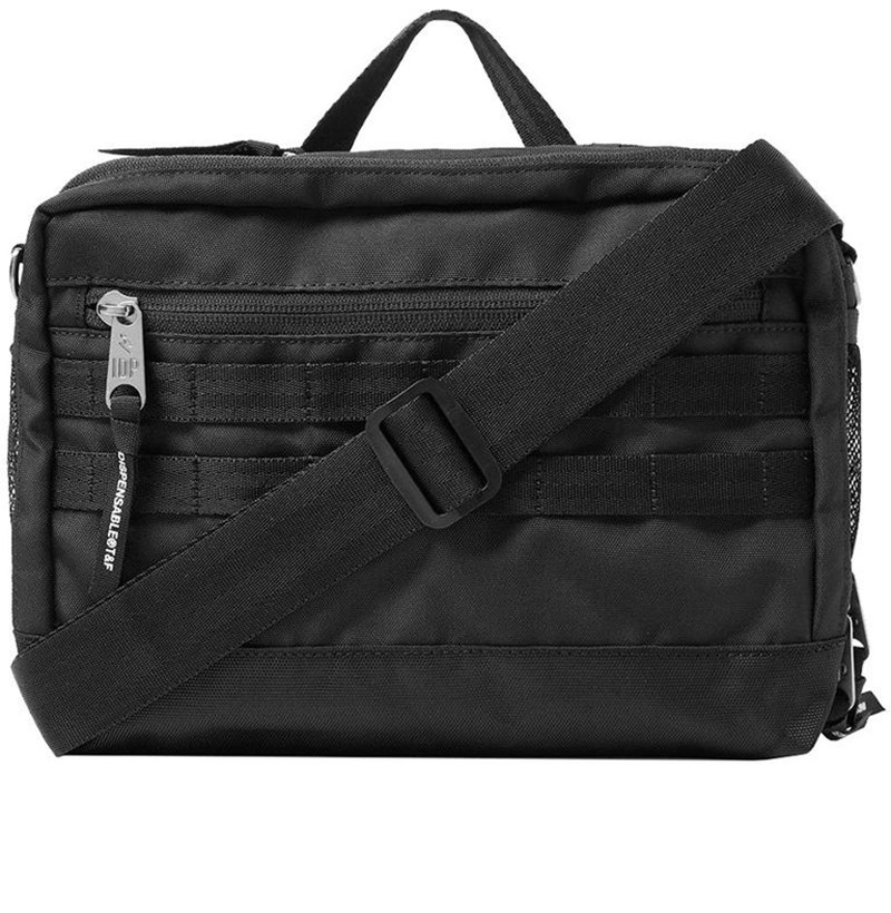 ΤΣΑΝΤΑ ΤΑΧΥΔΡΟΜΟΥ