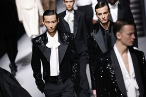 Το πρώτο πράγμα που πρέπει να κάνεις όταν αγοράζεις καινούργιο παλτό - εικόνα 1