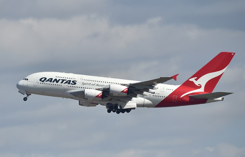 Qantas Airways 3