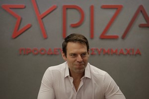 Κασσελάκης εναντίον Σημίτη, 24 ώρες μετά τη σύσφιξη σχέσεων με το ΠΑΣΟΚ - εικόνα 1