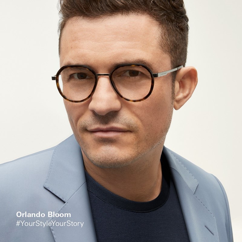 ORLANDO BLOOM IN BOSS GLASSES