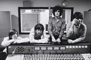 4 -όχι τόσο γνωστές-κομματάρες των Pink Floyd - εικόνα 1