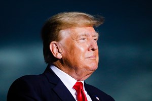 'Οι σταρς του Χόλιγουντ φοβούνται τον Donald Trump', λέει ο Sebastian Stan - εικόνα 1