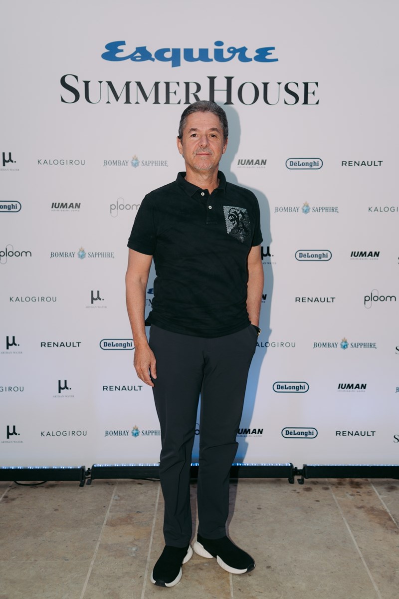 Θεοχάρης Φιλιππόπουλος