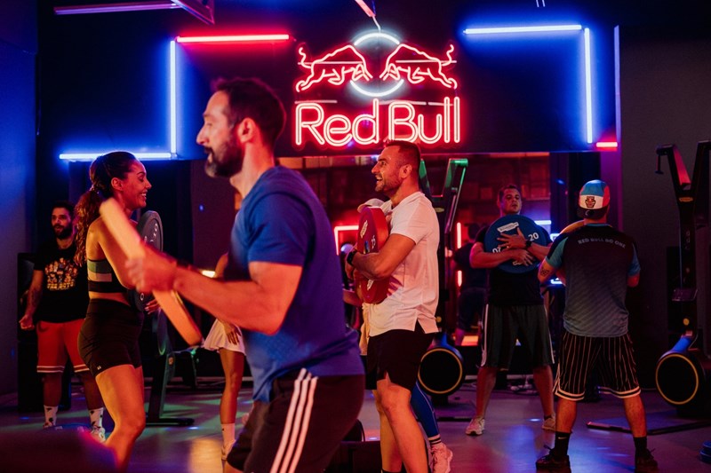 Red Bull Gym Clash: Το παγκόσμιο ραντεβού γυμναστηρίων έρχεται στο Ίδρυμα Σταύρος Νιάρχος