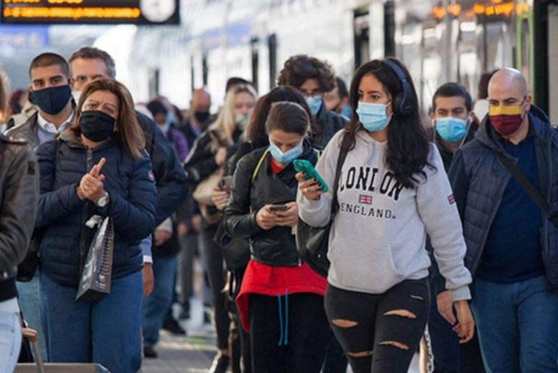 PEOPLE WITH FACE MASKS