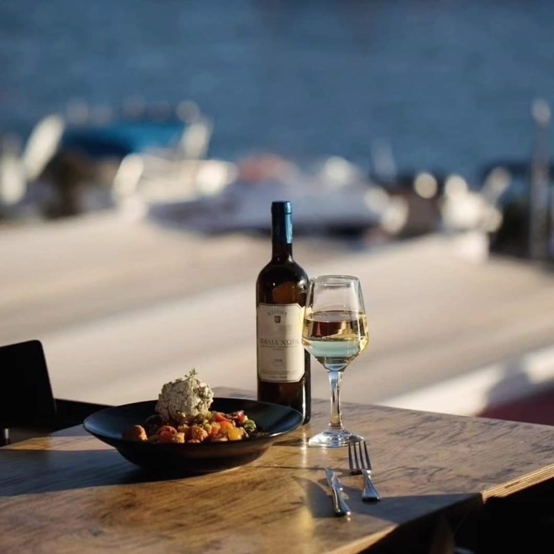 Στο Λαδόχαρτο, για ναξιώτικη κρεατοφαγία αξιώσεων 1