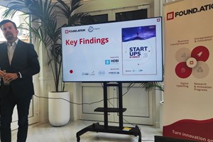 Η Ελλάδα είναι η χώρα της χρονιάς, κατά τον Economist - εικόνα 1