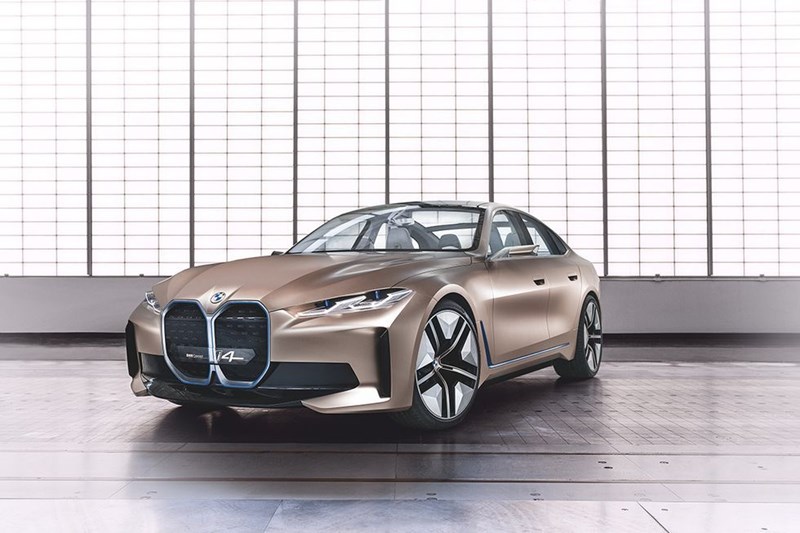 BMW i4 56