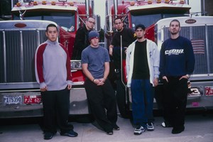 The Cure, η μεγάλη επιστροφή της μπάντας που λατρεύουμε με νέο δίσκο - εικόνα 2