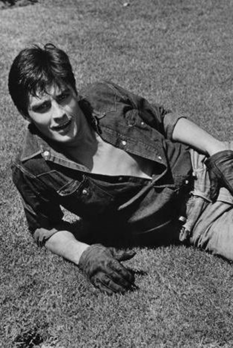 ΑΛΕΝ ΝΤΕΛΟΝ ΣΤΥΛ