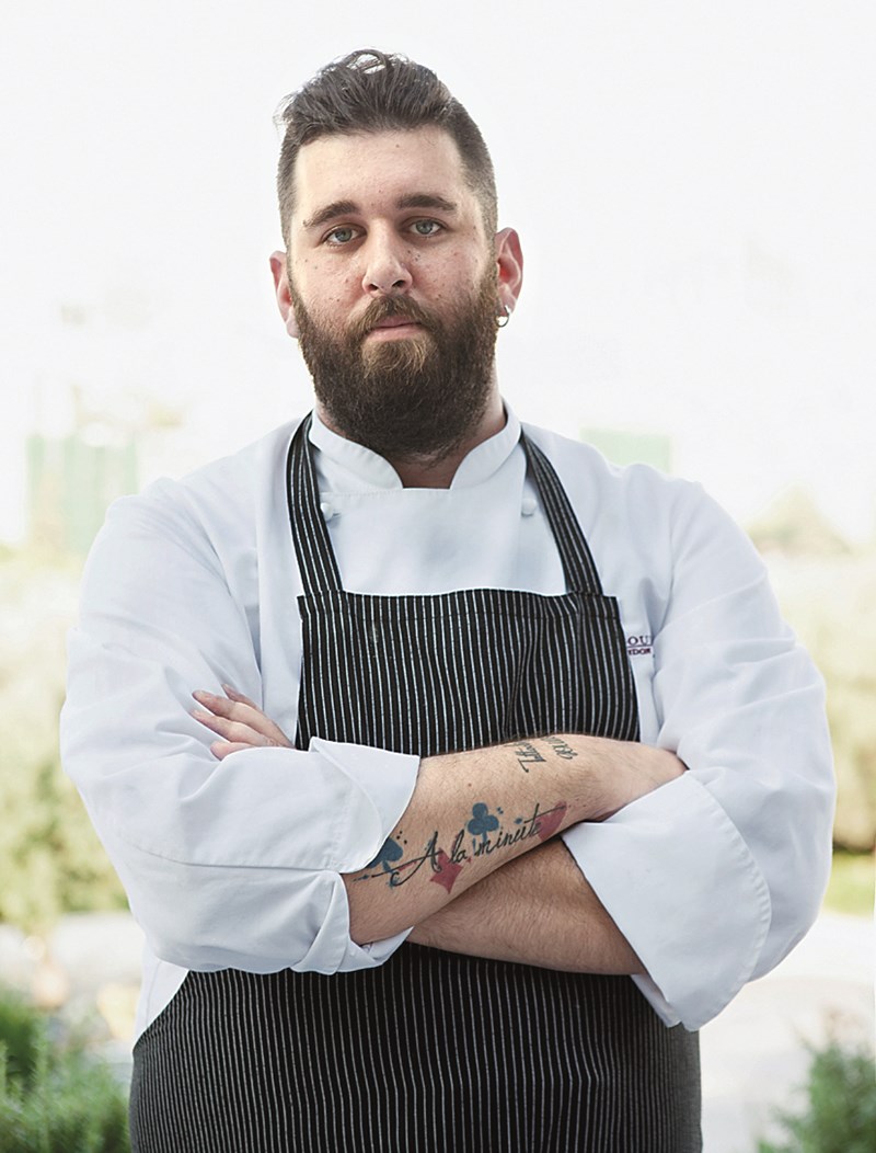 ΧΑΡΗΣ ΝΙΚΟΛΟΥΖΟΣ ΣΕΦ 1