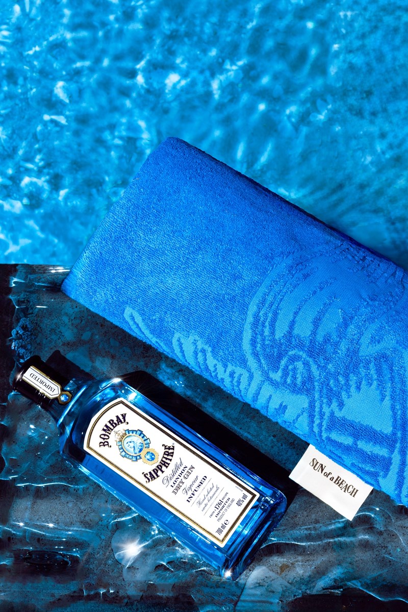 Η καμπάνια Step into the Blue του Bombay Saphire