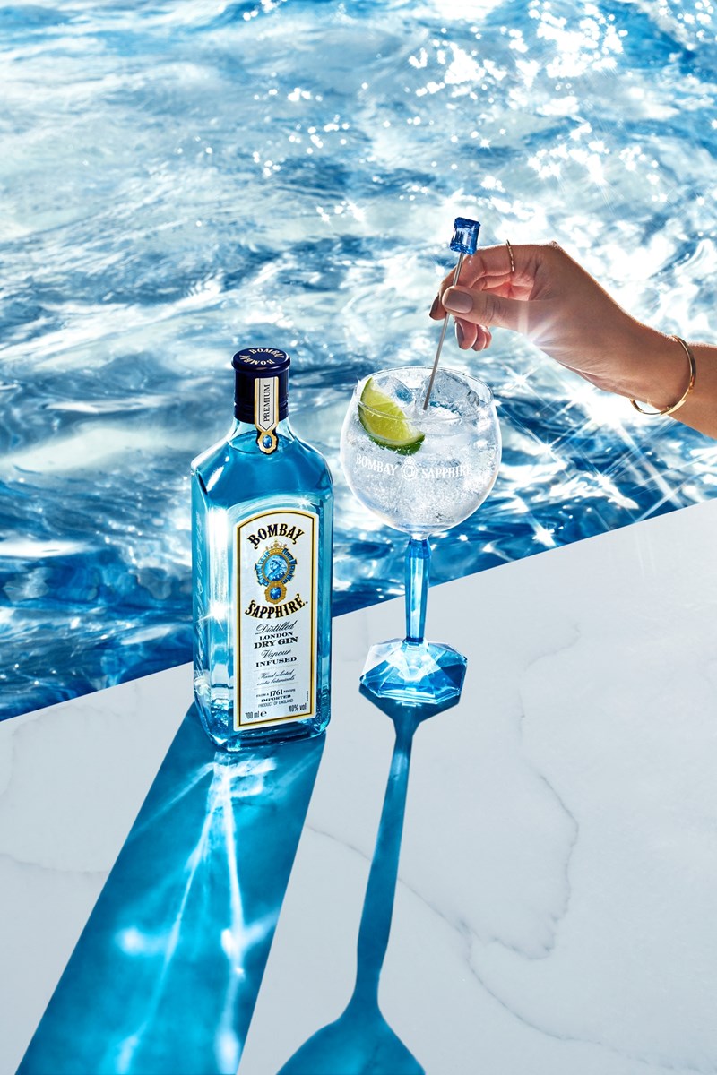 Dr. Anne Brock, η Σιδηρά Κυρία του Gin 1