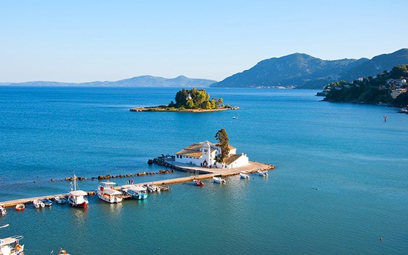 ΜΠΥΡΕΣ ΕΛΛΗΝΙΚΑ ΝΗΣΙΑ ΚΕΡΚΥΡΑ