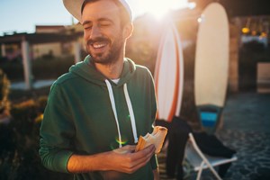 Γιατί κάποιοι πηγαίνουν τουαλέτα αμέσως μετά το φαγητό - εικόνα 3