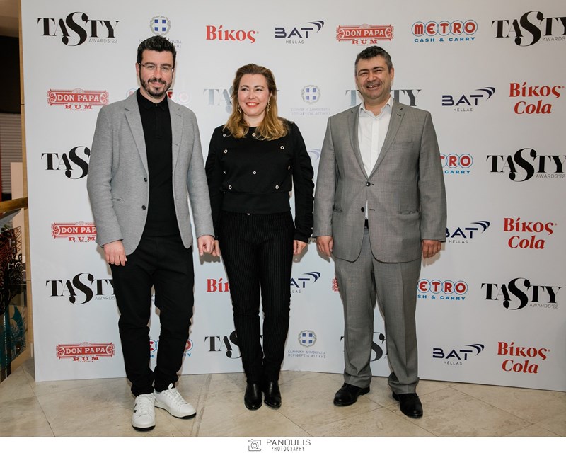 Νίκος Κοντόπουλος Εκδότης Tasty Guide Όμιλος Αττικών Εκδόσεων, Χριστιάνα Δαρμή, υπεύθυνη επικοινωνίας εστιατορίου Vassilenas, Δημήτρης Ηλιόπουλος, Εκδότης Αθηνοράματος