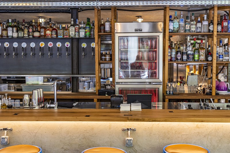 Το μπαρ Walk In στα Εξάρχεια 2