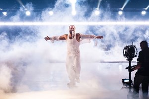 Ο θρύλος της Eurovision Johnny Logan έρχεται για πρώτη φορά στην Ελλάδα - εικόνα 1