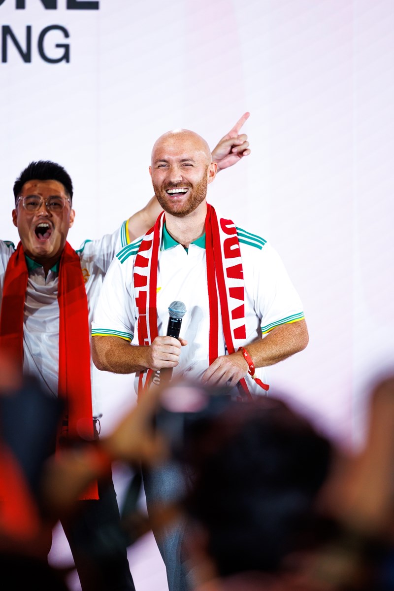 Ο Lorenzo Antinori στη σκηνή των The World's 50 Best Bars