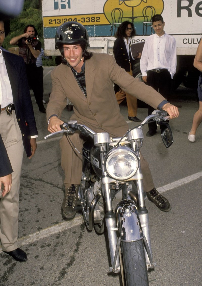 ΚΙΑΝΟΥ ΡΙΒΣ