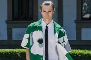 Η Παγκόσμια Ημέρα Γραβάτας δείχνει ωραιότερη μέσα από τον παλιό ελληνικό κινηματογράφο - εικόνα 1