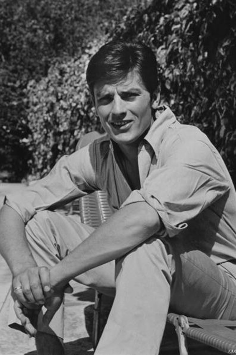 ΑΛΕΝ ΝΤΕΛΟΝ ΣΤΥΛ