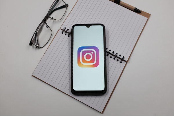 App τεχνητής νοημοσύνης 'διαβάζει' το Instagram σου και σε τρολάρει - εικόνα 2