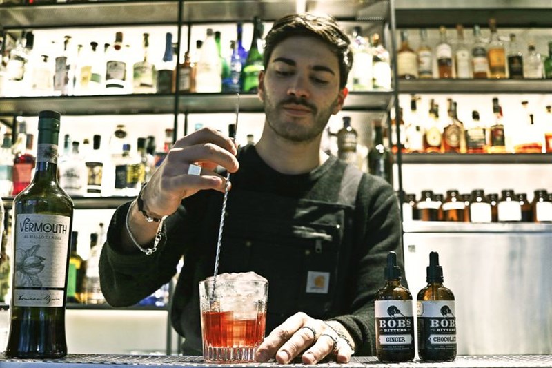 ΜΠΑΡΤΕΝΤΕΡ ΜΑΤΙΑ ΚΑΠΕΖΟΥΟΛΙ