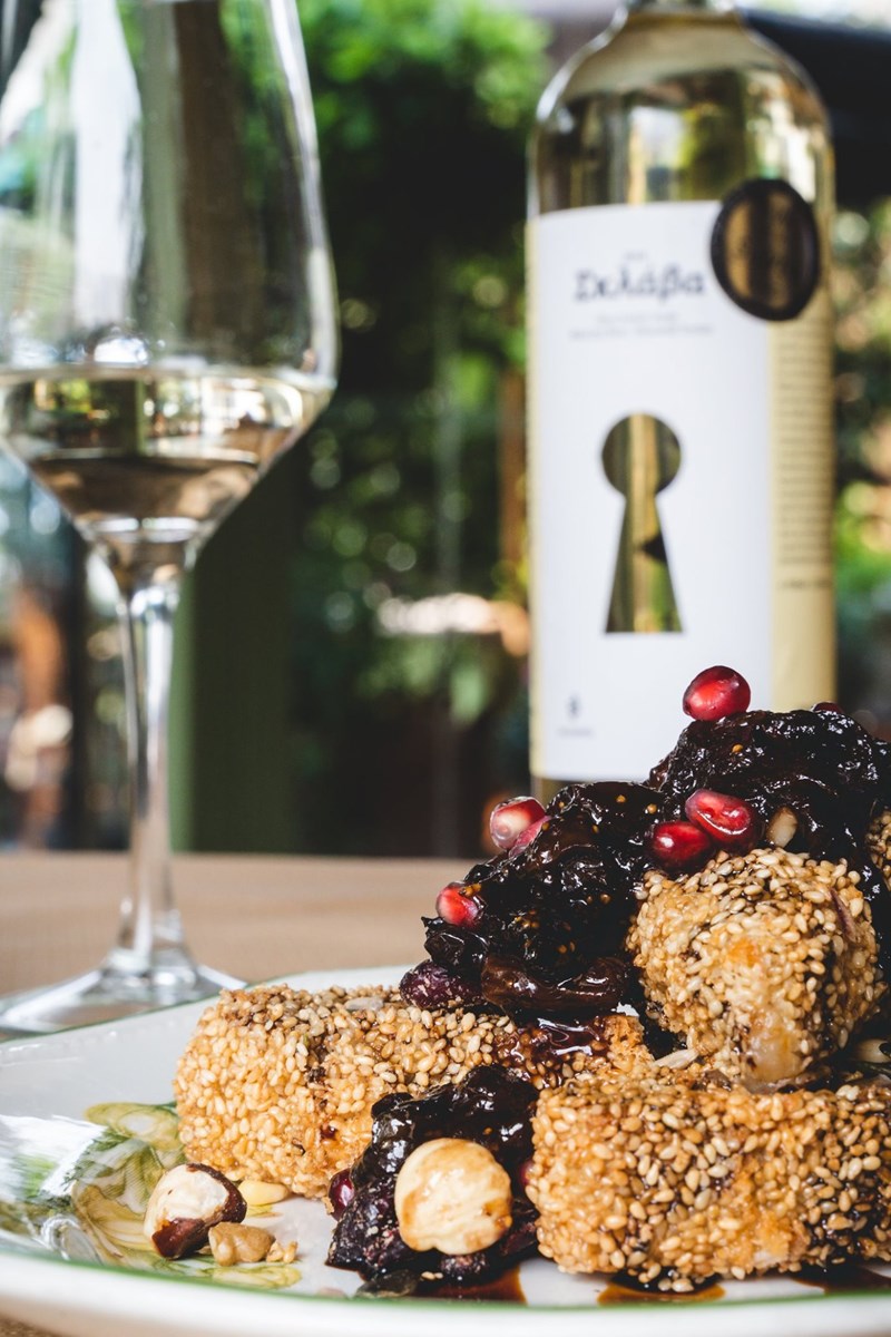 ΔΑΦΝΗ ΕΣΤΙΑΤΟΡΙΟ ΠΕΡΙΣΤΕΡΙ 1