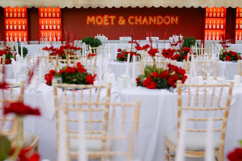 Η μαγική βραδιά με Moët & Chandon στις Σπέτσες