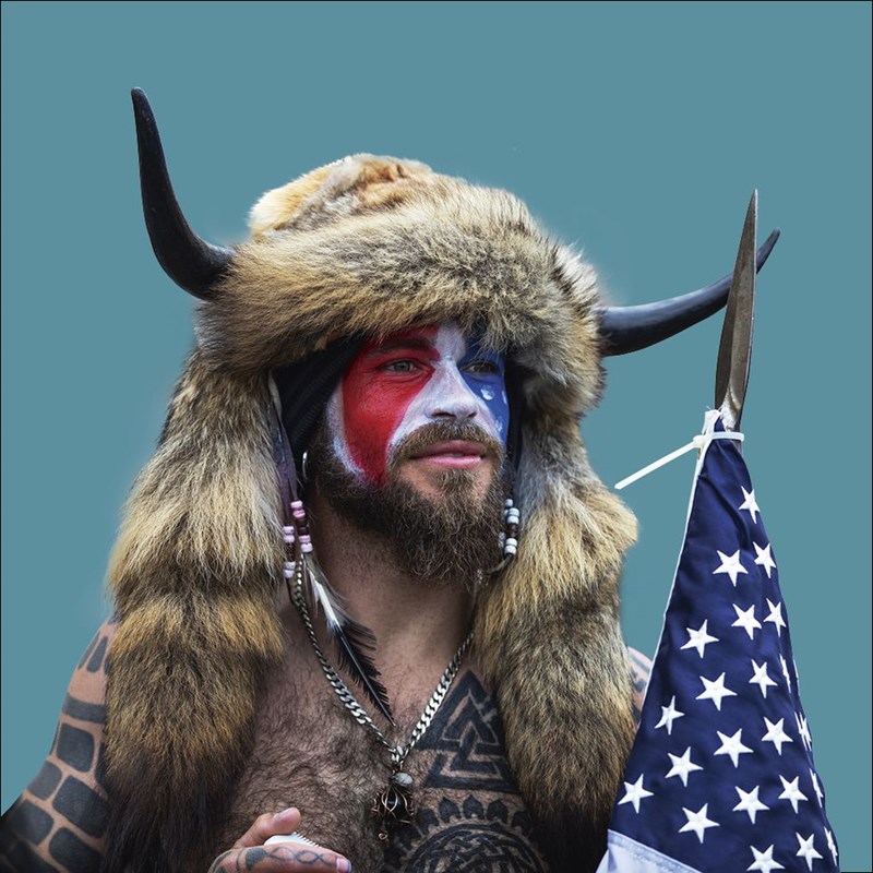 ΑΝΑΣΚΟΠΗΣΗ 2021 ESQUIRE - Ο ΣΑΜΑΝΟΣ ΚΑΝΟΝ