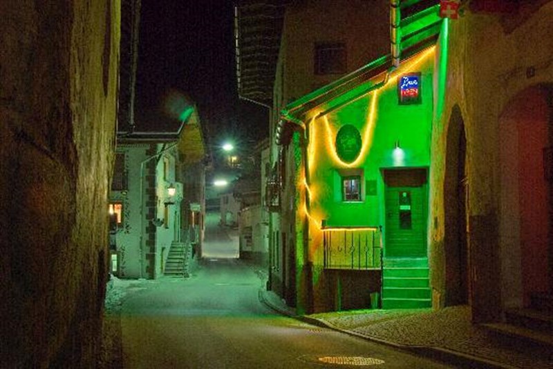 ΜΙΚΡΟΤΕΡΟ ΜΠΑΡ ΟΥΙΣΚΙ ΣΤΟΝ ΚΟΣΜΟ