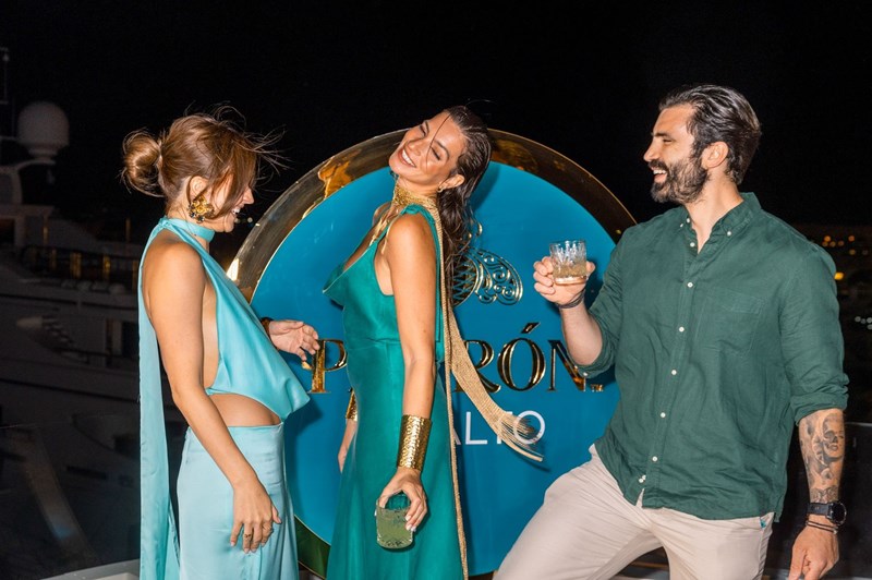 Ζάνα Σίρεακ - Χριστίνα Κανελλοπούλου - Ηλίας Γκότσης