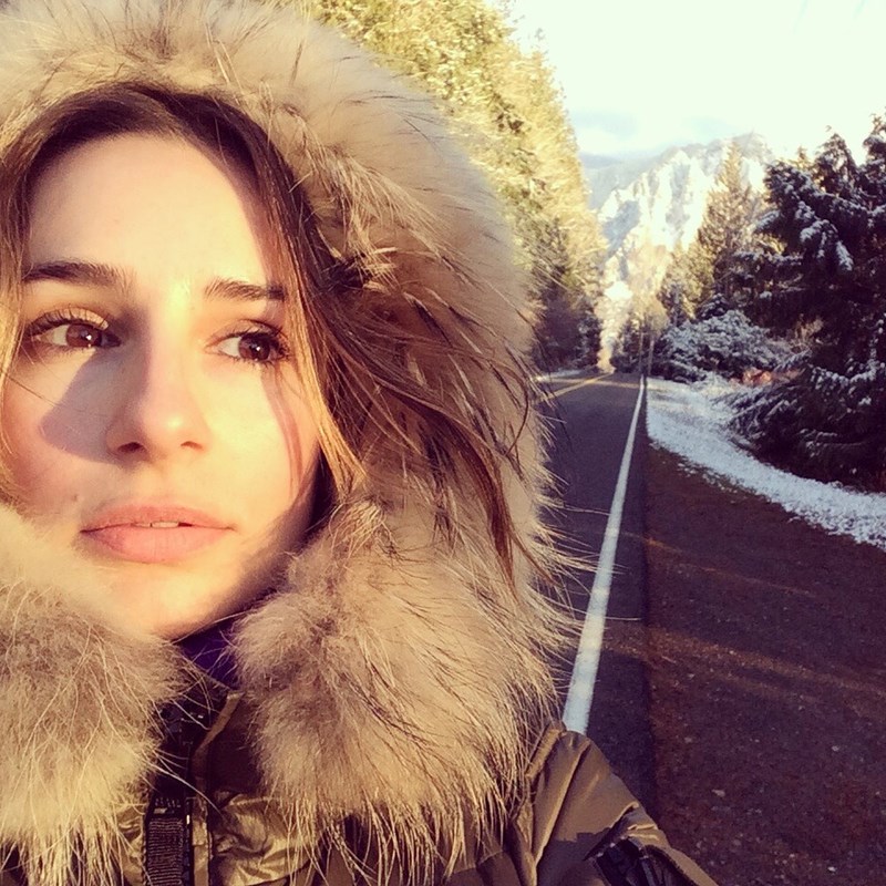 ΕΛΕΝΑ ΧΑΡΜΠΙΛΑ