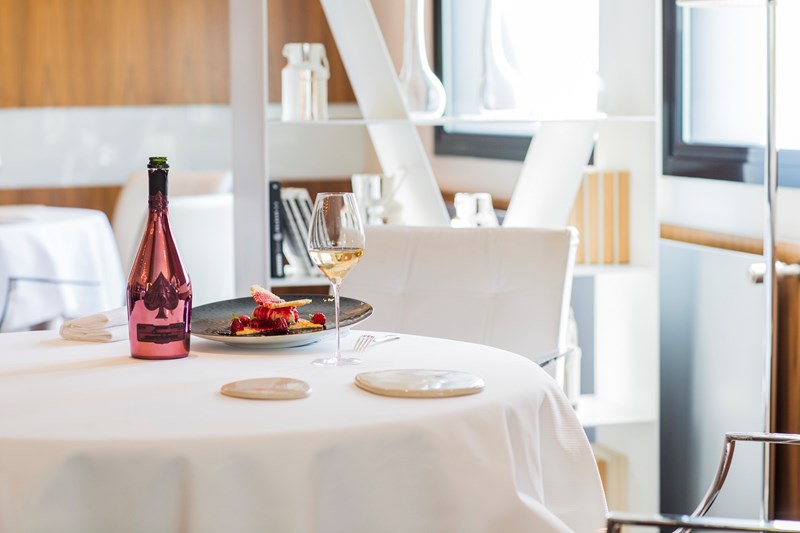 ΣΑΜΠΑΝΙΑ ARMAND DE BRIGNAC 4