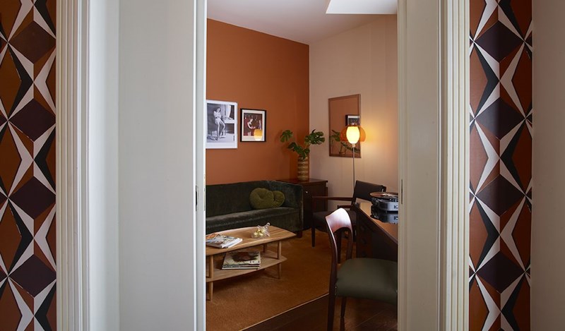 ΞΕΝΟΔΟΧΕΙΟ BROWN ACROPOL 2