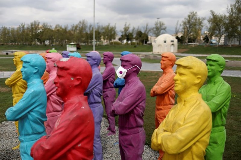 ΜΑΣΚΑ ΚΟΡΟΝΟΪΟΣ ΠΑΝΔΗΜΙΑ