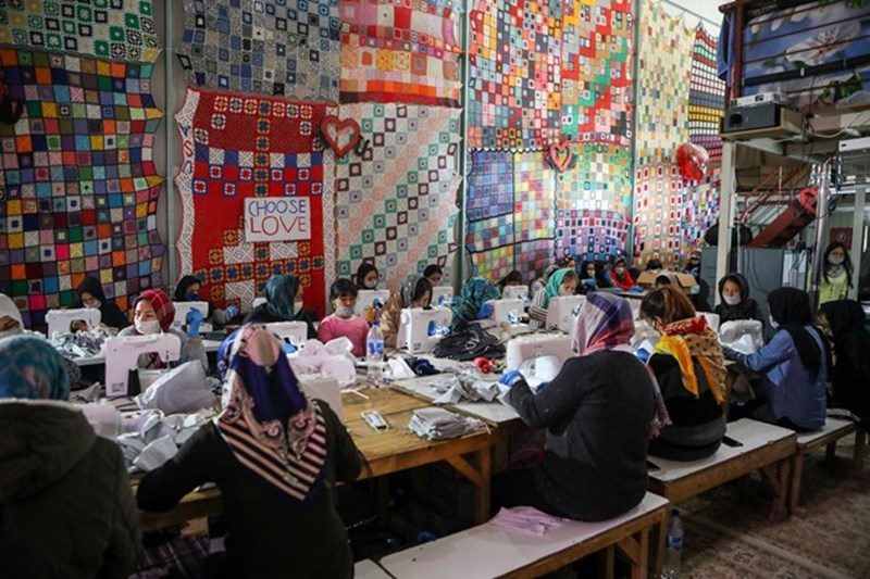 ΜΑΣΚΑ ΚΟΡΟΝΟΪΟΣ ΠΑΝΔΗΜΙΑ