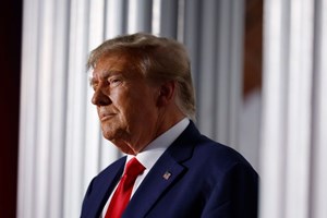 Δε μπορεί, σίγουρα υπάρχουν κάποιοι τρομοκρατημένοι Ρεπουμπλικανοί από την κυριαρχία του Trump - εικόνα 1