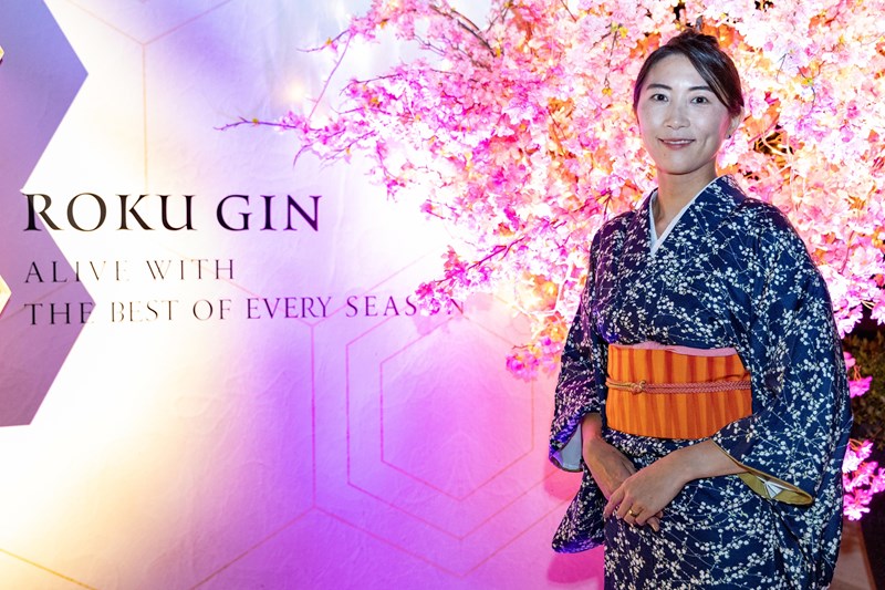 Η καλλιγράφος Mizuki Imamura