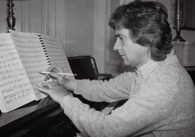 ONE OF THE BEST PHOTOS OF BO DEREK