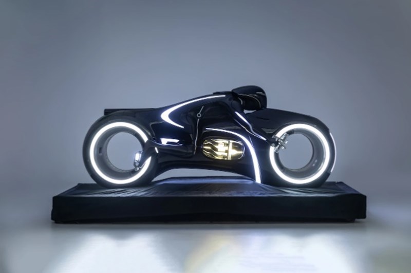 ΜΟΤΟΣΥΚΛΕΤΑ ΤΡΟΝ