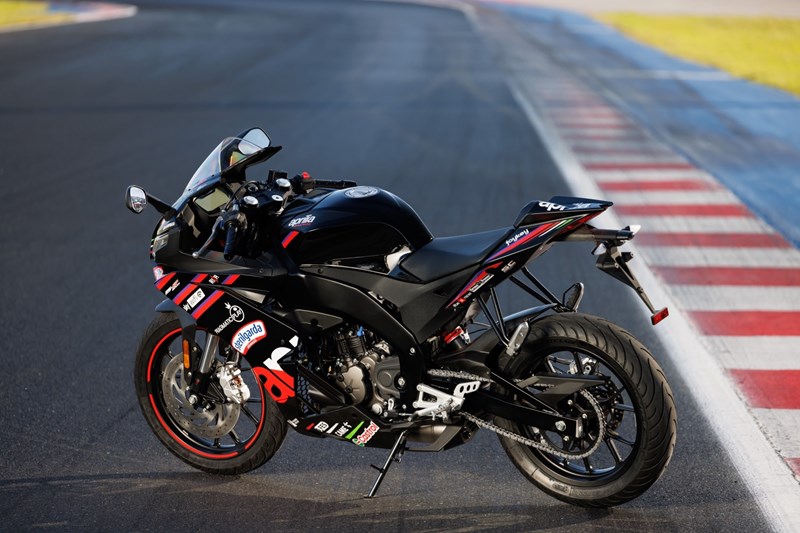 Νέα Aprilia RS 125 GP Replica: Όλη η γοητεία των MotoGP στην πιο προηγμένη μοτοσυκλέτα 125 cc